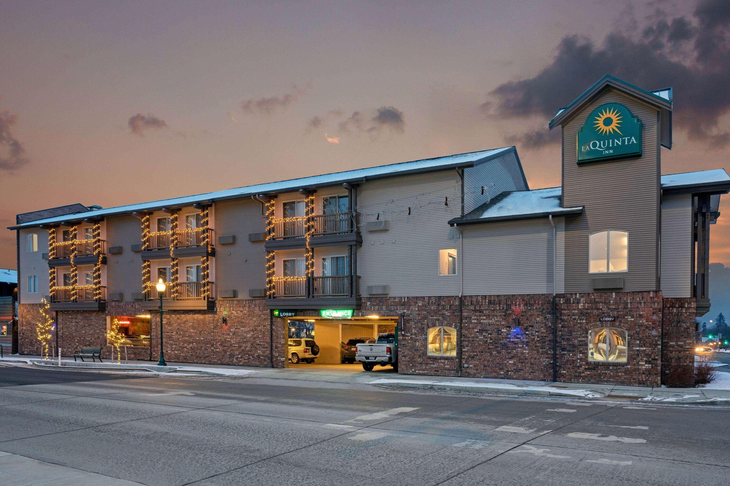 Cedar Street Hotel & Suites Sandpoint Exterior photo